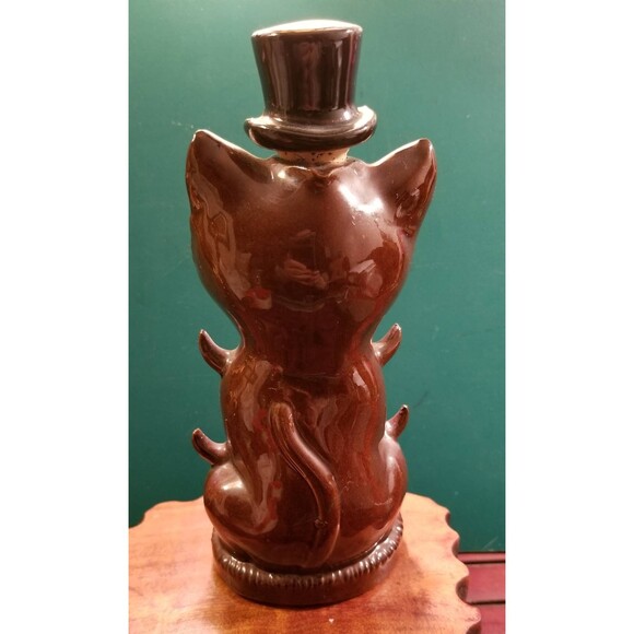 Dad's Private Stuff Cat in Top Hat Liquor Decanter W/ 3 Shot Glasses 8"X3.5"X3" - Picture 4 of 7